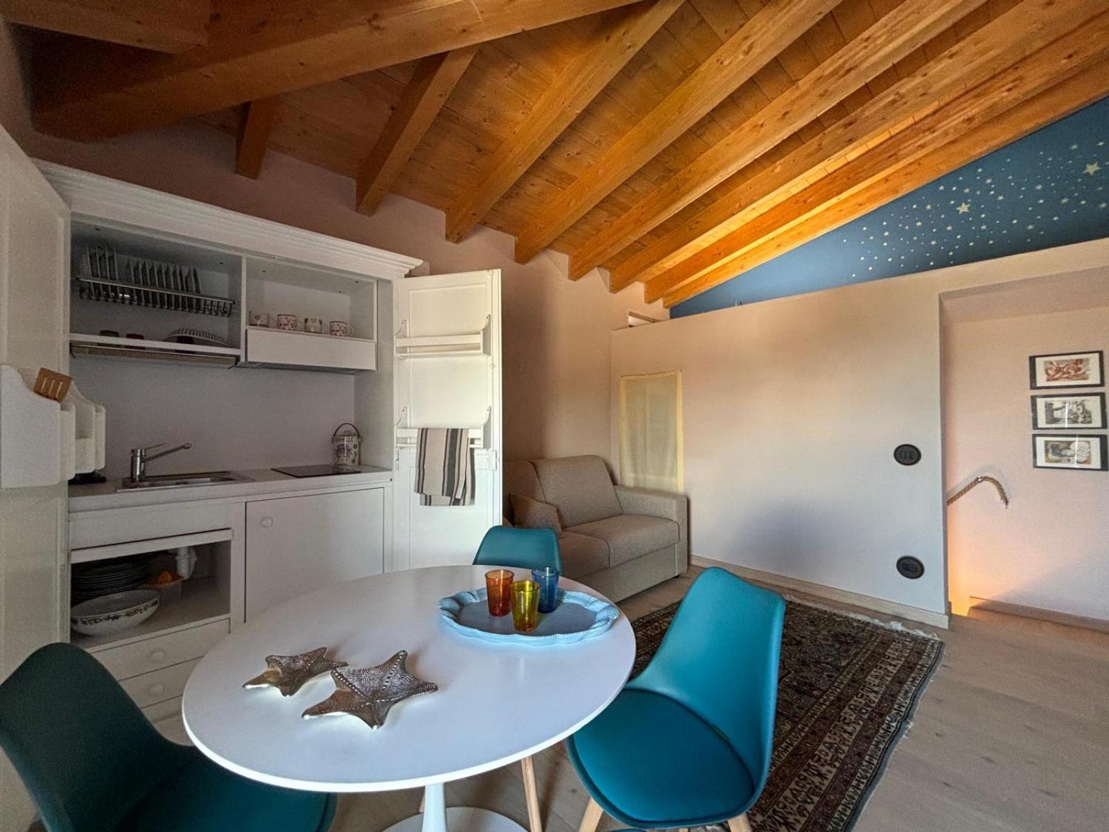 La Casa Delle Stelle Daire Tirli Dış mekan fotoğraf